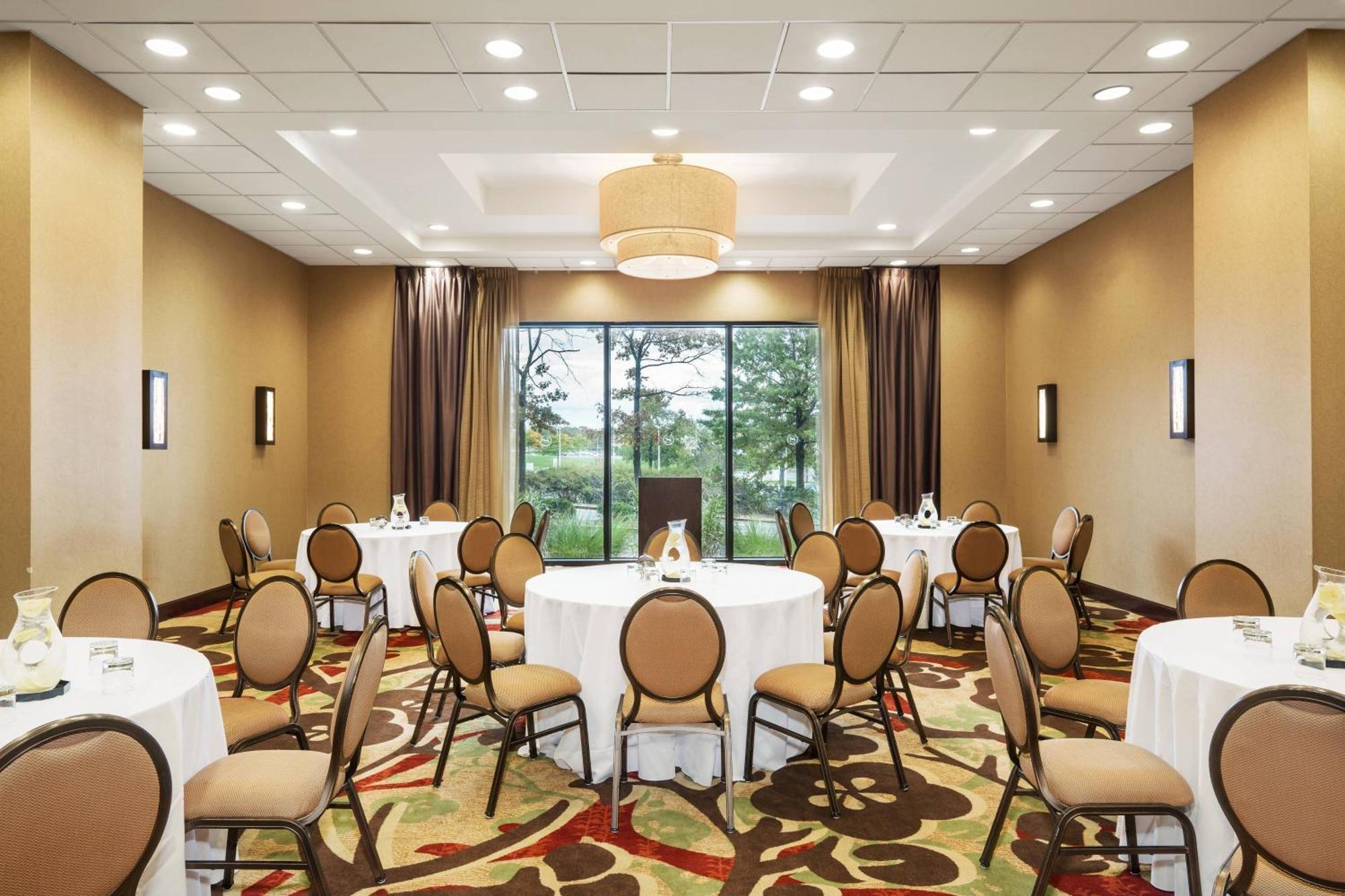 Sheraton Edison Extérieur photo